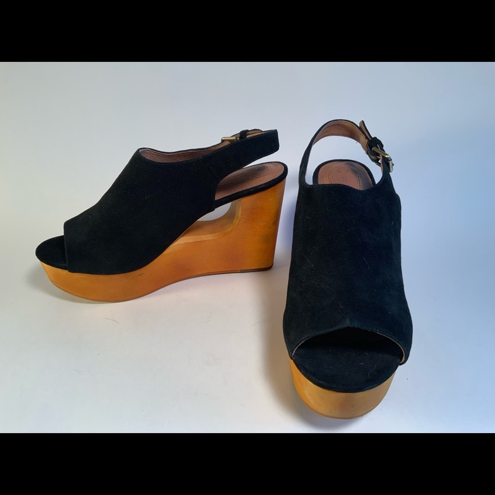 Black Corso Como wedges size 10M